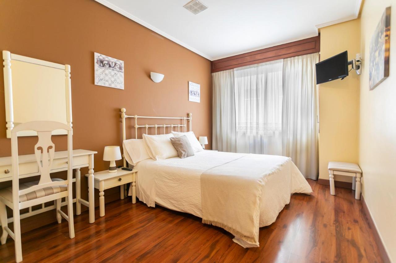 Hotel America Ferrol Eksteriør billede