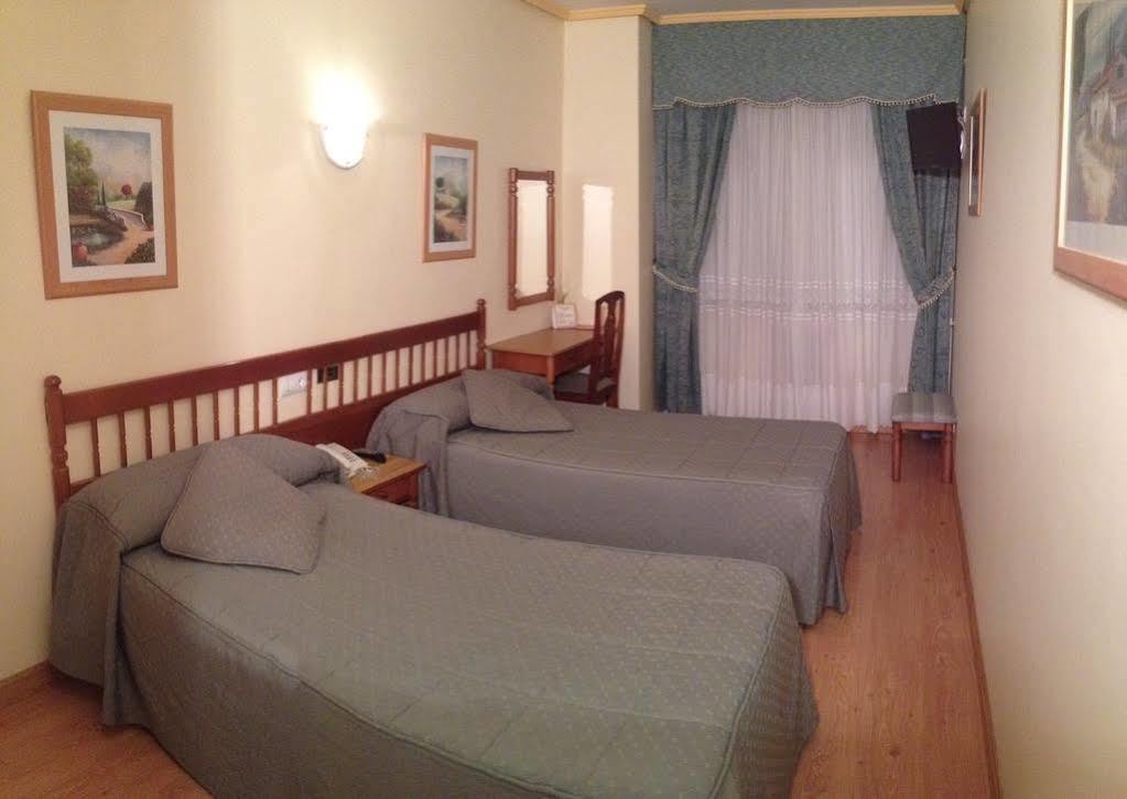 Hotel America Ferrol Eksteriør billede