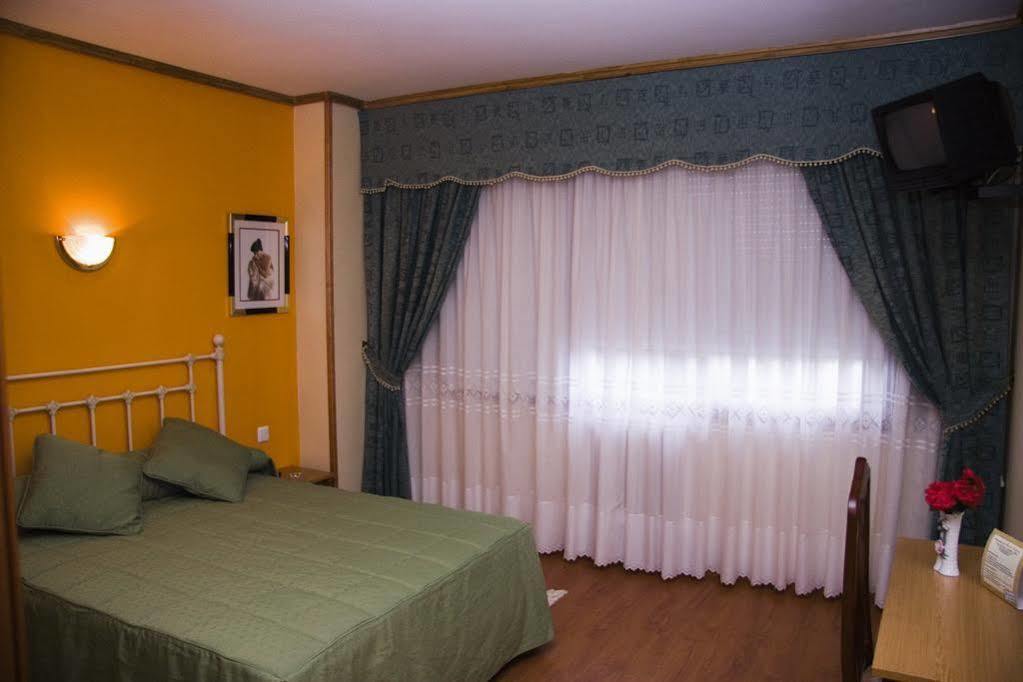 Hotel America Ferrol Eksteriør billede